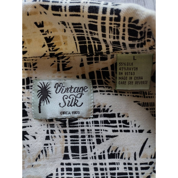 Men's Casual Button Down Shirt - Black and Cream - Picture 6 of 6